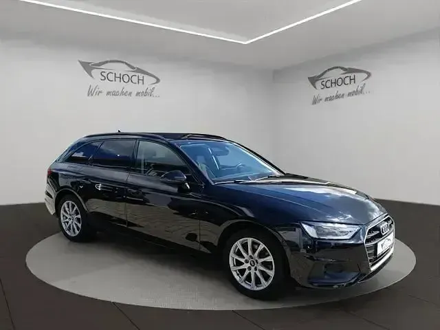 Gebraucht Audi A4 Advanced 150 PS (110 kW) 2022 Andere Limousine