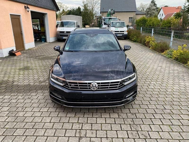 Gebraucht VW Passat 150 PS (110 kW) 2016 Schwarz Kombi