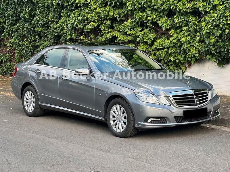 Gebraucht Mercedes E350 231 PS (169 kW) 2009 Silber Limousine