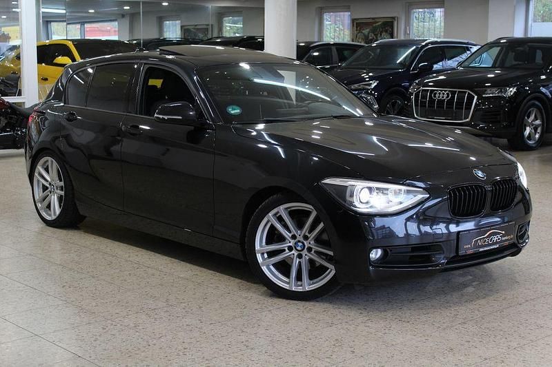 Schwarz Gebraucht 2012 BMW 118 Sport Line Kleinwagen | 8.980 € (Fairer Preis) - Bild 1/4