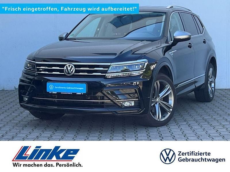 Deep black perleffekt Gebraucht 2020 VW Tiguan Allspace R-line SUV | 25.490 € (Teuer) - Bild 1/4
