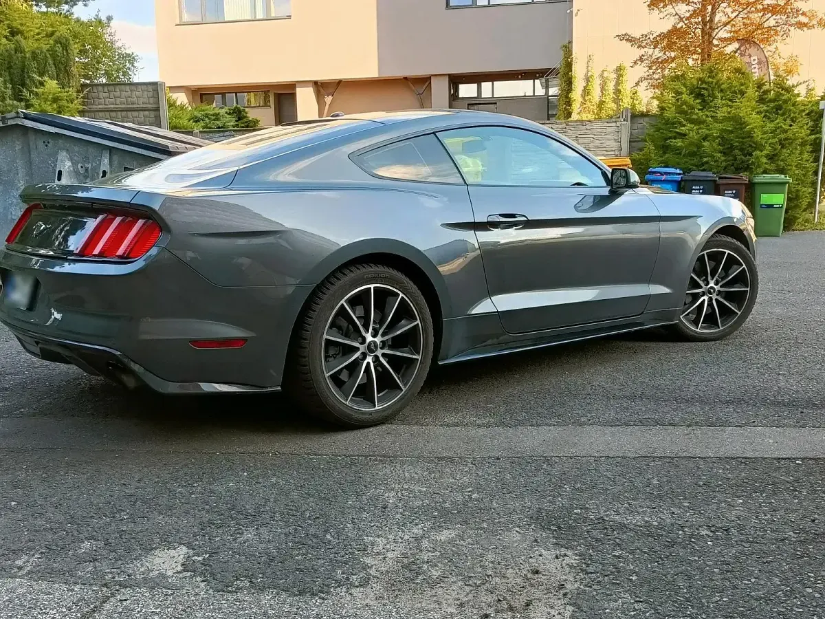 Gebraucht Ford Mustang 317 PS (233 kW) 2016 Grau Coupé