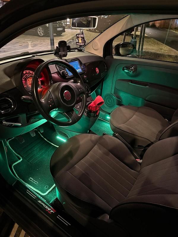 Violet Gebraucht 2012 Fiat 500 Abarth Kleinwagen | 8.500 € (Guter Preis) - Bild 1/4