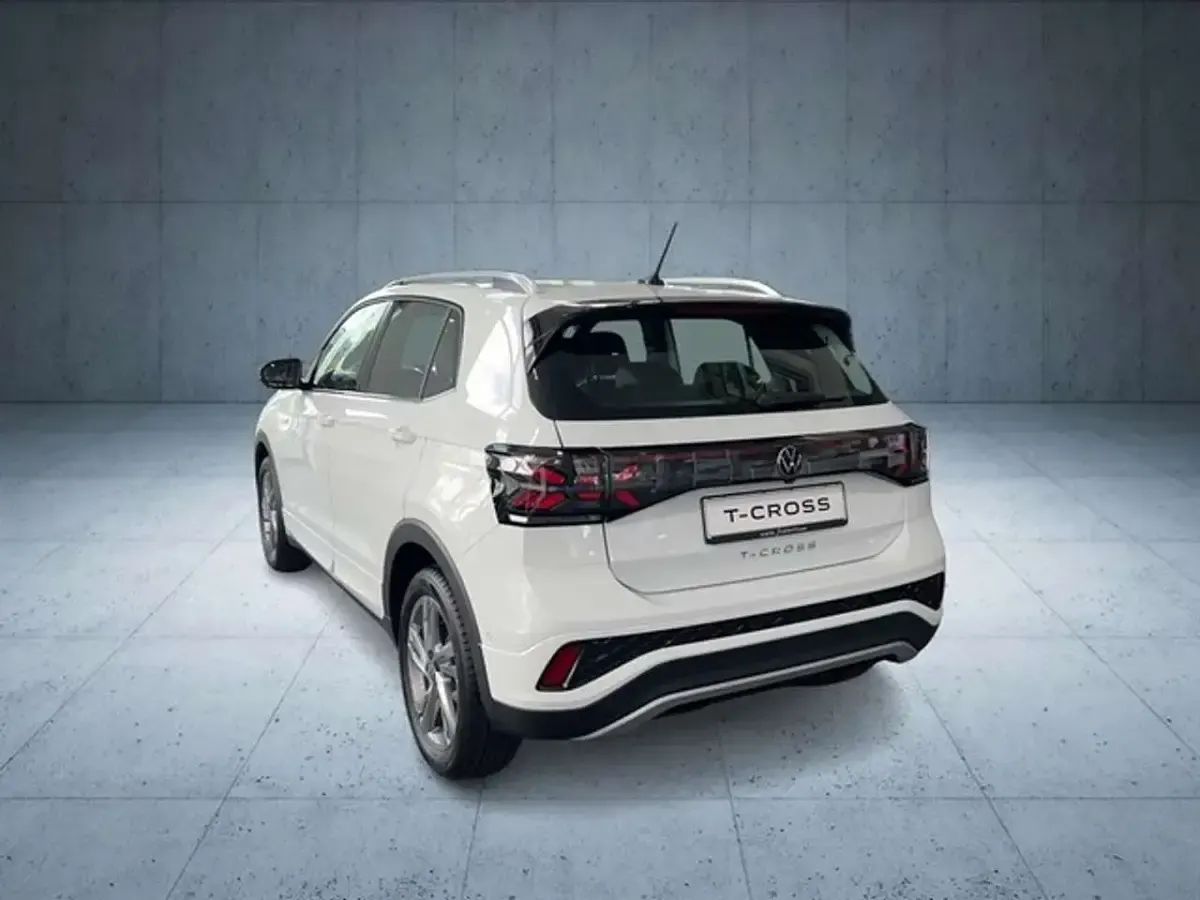 Gebraucht VW T-Cross IQ Drive 150 PS (110 kW) 2025 Weiß SUV