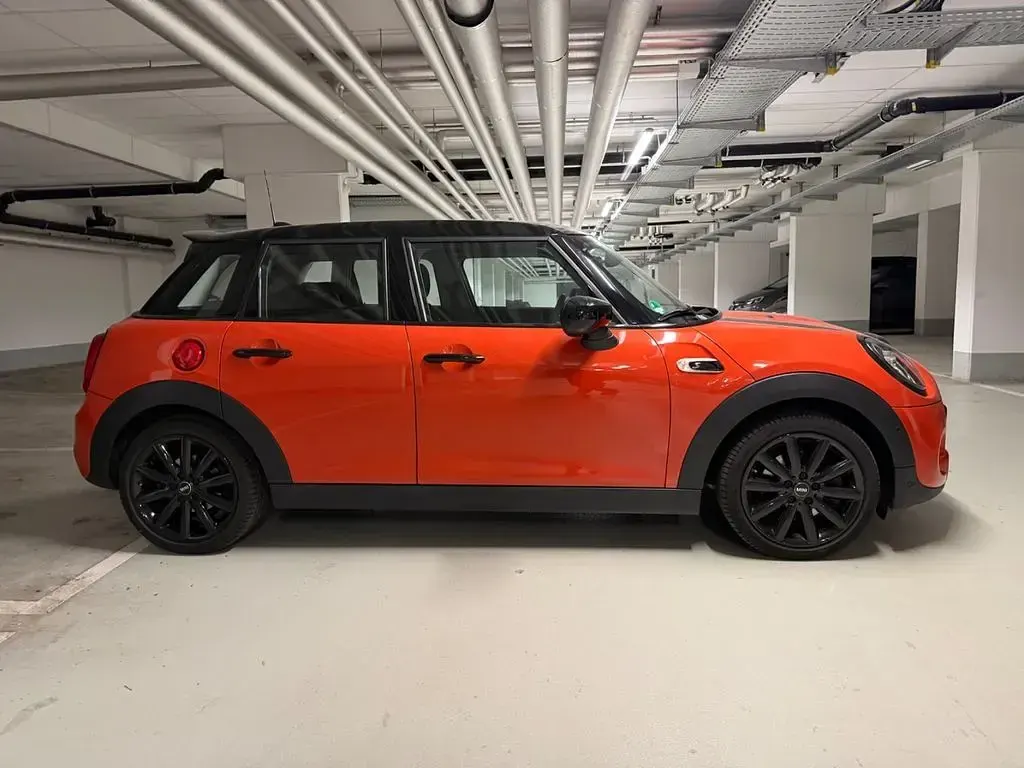 Używany Mini Cooper S 192 KM (141 kW) 2020 Pomarańczowy Hatchback