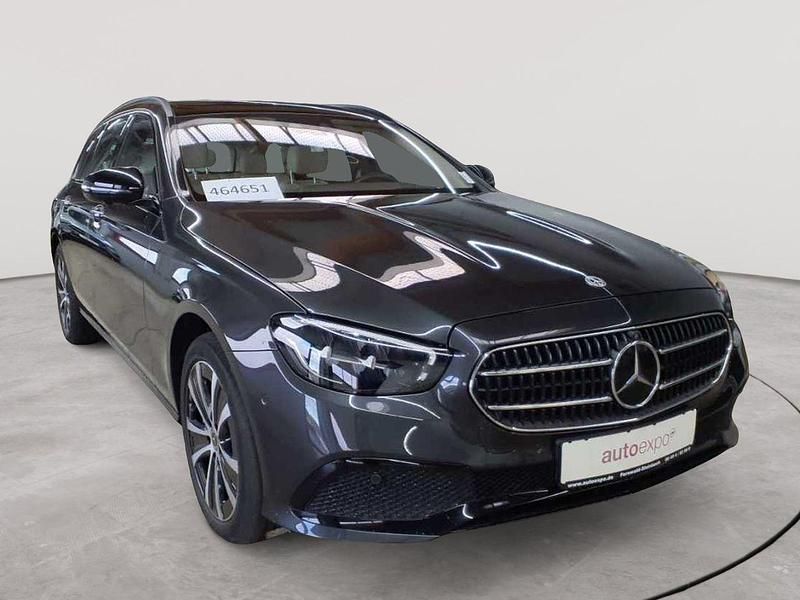Gebraucht Mercedes E300 Exclusive 194 PS (142 kW) 2022 Graphitgrau metallic Kombi