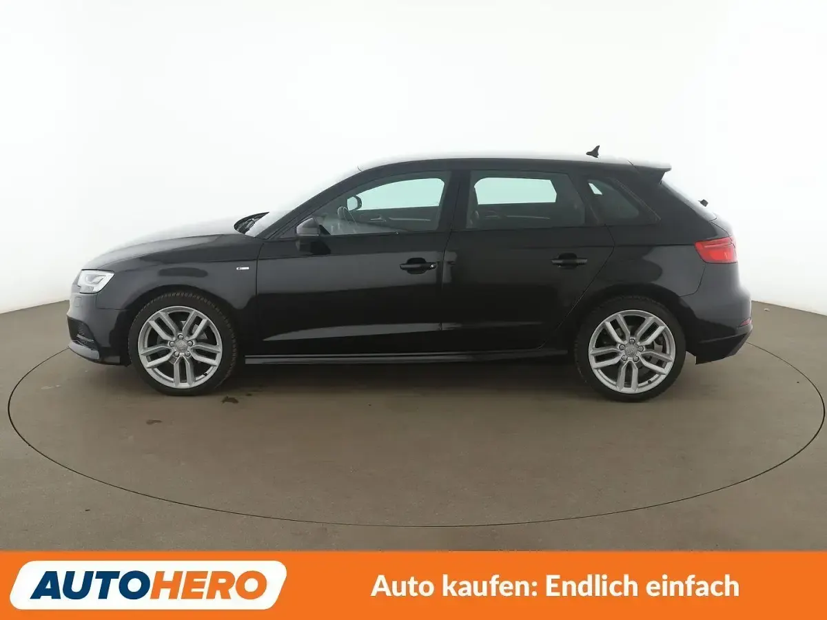 Gebraucht Audi A3 Comfort 150 PS (110 kW) 2020 Schwarz Limousine