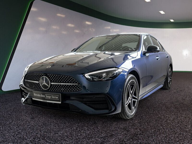 Blau / sodalithblau (metallic) Gebraucht 2024 Mercedes C300e AMG Limousine | 45.890 € (Guter Preis) - Bild 1/4