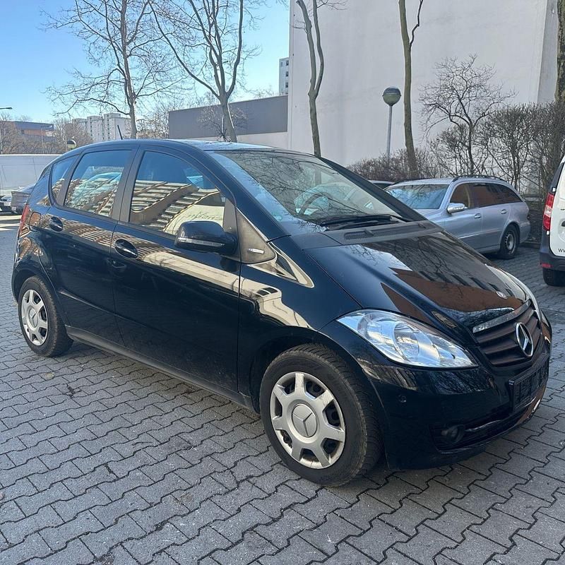 Gebraucht Mercedes A160 95 PS (69 kW) 2009 Schwarz Kleinwagen