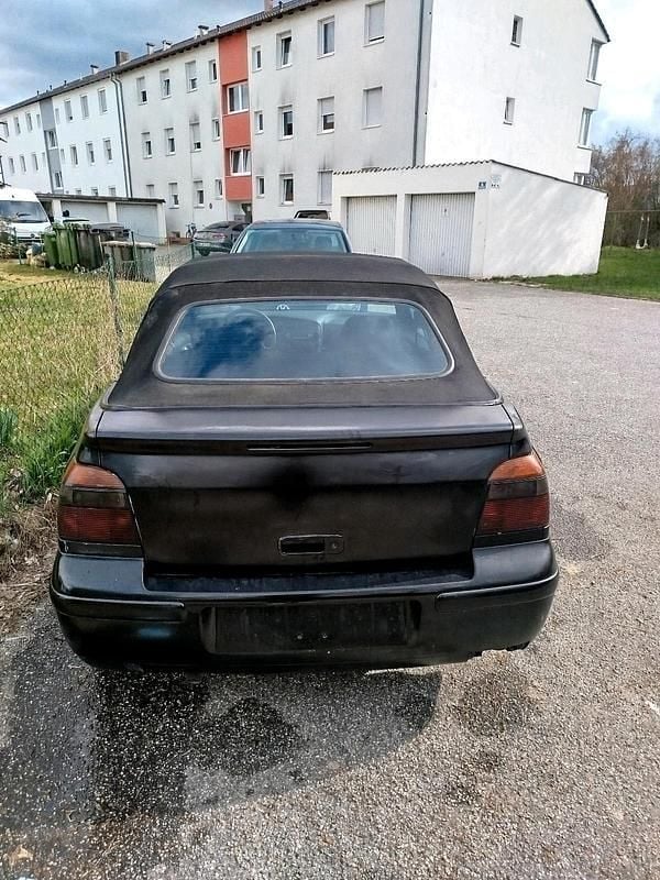 Gebraucht VW Golf Cabriolet 116 PS (85 kW) 1998 Schwarz Cabrio
