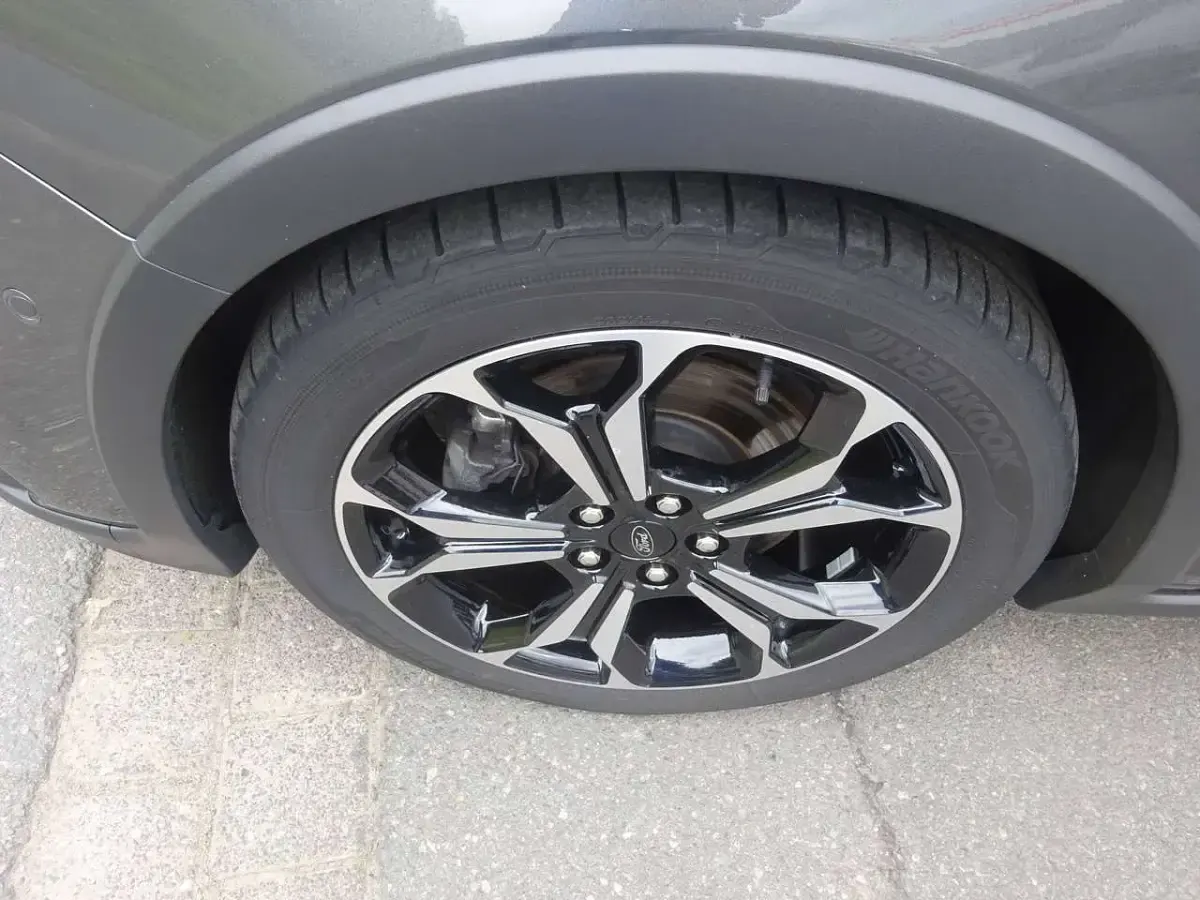Gebraucht Ford Focus Active 182 PS (133 kW) 2019 Magneticgrau (metallic) Kombi