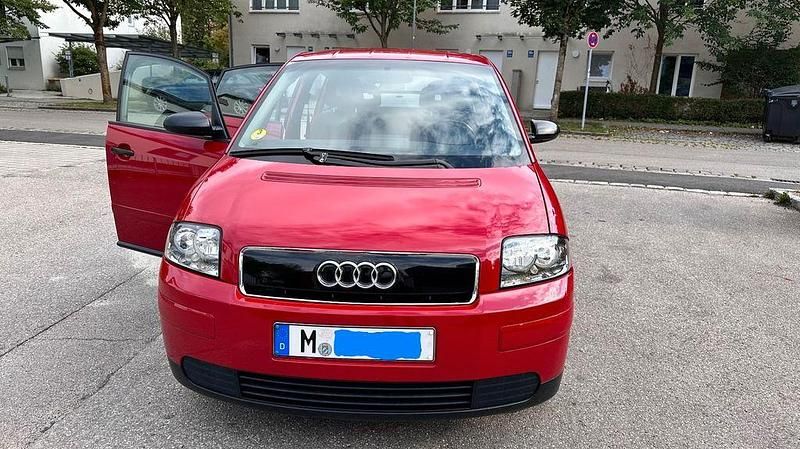 Gebraucht Audi A2 61 PS (44 kW) 2002 Rot Kleinwagen