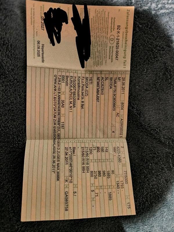 Silber Gebraucht 2011 Skoda Yeti SUV | 5.000 € - Bild 1/4