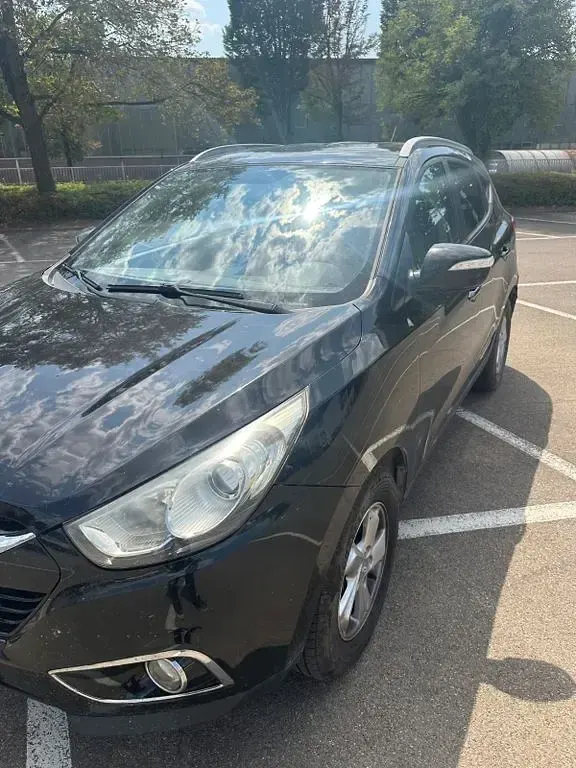 Gebraucht Hyundai ix35 Style 136 PS (100 kW) 2011 Schwarz SUV