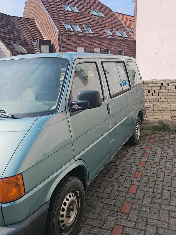 Gebraucht VW Transporter 102 PS (75 kW) 2001 Blau Van