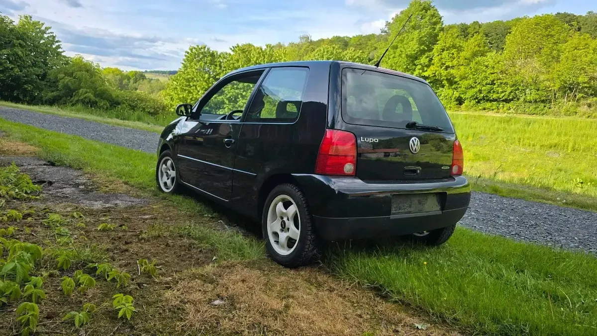 Gebraucht VW Lupo 50 PS (36 kW) 2003 Schwarz Kleinwagen