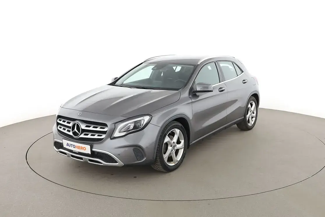 Gebraucht Mercedes GLA200 Urban 156 PS (114 kW) 2019 SUV