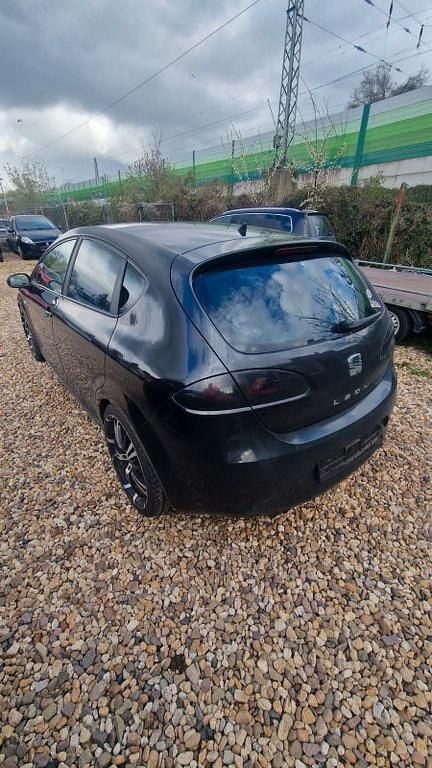 Gebraucht Seat Leon Stylance 140 PS (102 kW) 2007 Schwarz Kleinwagen