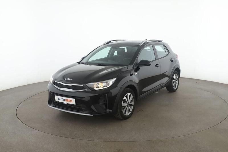 Schwarz Gebraucht 2023 Kia Stonic Spirit SUV | 16.890 € - Bild 1/3