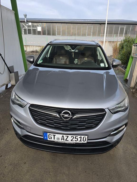 Silber Gebraucht 2017 Opel Grandland X Ultimate SUV | 11.100 € (Fairer Preis) - Bild 1/4