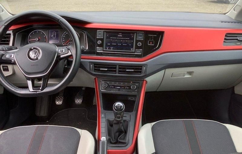 Gebraucht VW Polo Beats 75 PS (55 kW) 2017 Weiß Kleinwagen