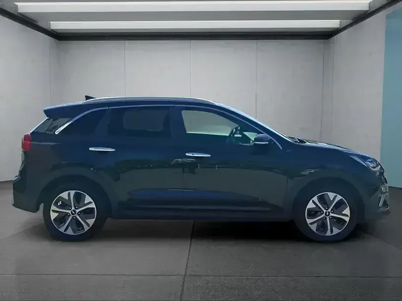 Gebraucht Kia e-Niro 150 kW (204 PS) 2022 Schwarz SUV