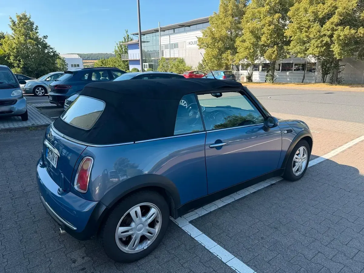 Gebraucht Mini One Cabriolet 90 PS (66 kW) 2007 Andere farben Cabrio
