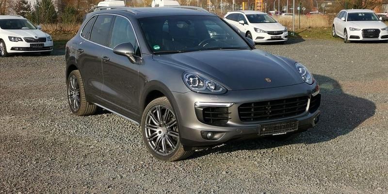 Gebraucht Porsche Cayenne 239 PS (175 kW) 2017 Grau SUV