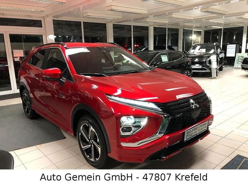 Gebraucht Mitsubishi Eclipse Cross Plus 188 PS (138 kW) 2022 Rot SUV