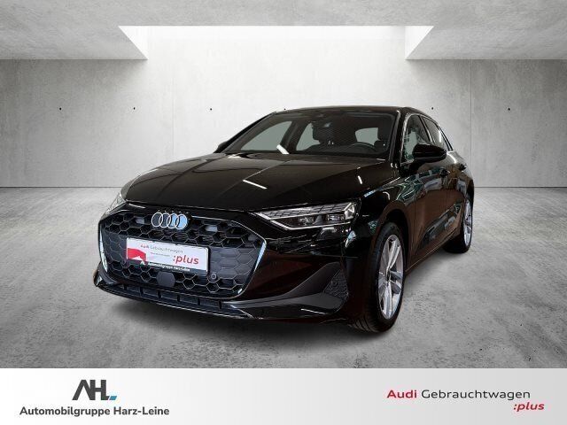 Mythosschwarz metallic Gebraucht 2025 Audi A3 Ambiente | 33.988 € (Guter Preis) - Bild 1/4