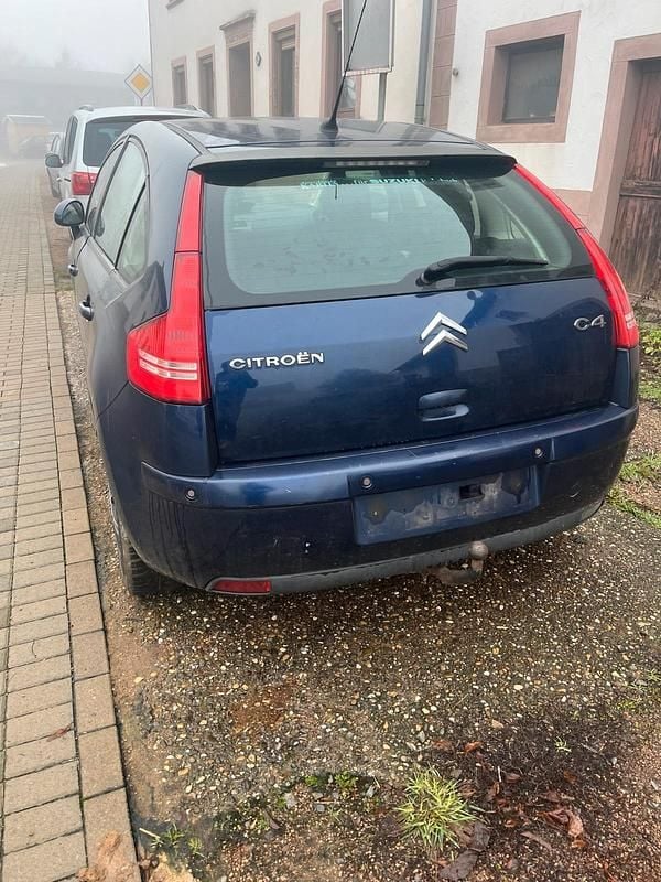 Blau Gebraucht 2007 Citroën C4 Kleinwagen | 350 € (Superpreis) - Bild 1/4
