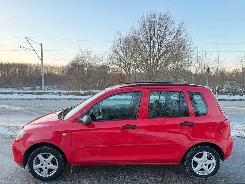 Gebraucht Mazda 2 80 PS (58 kW) 2004 Rot Kleinwagen