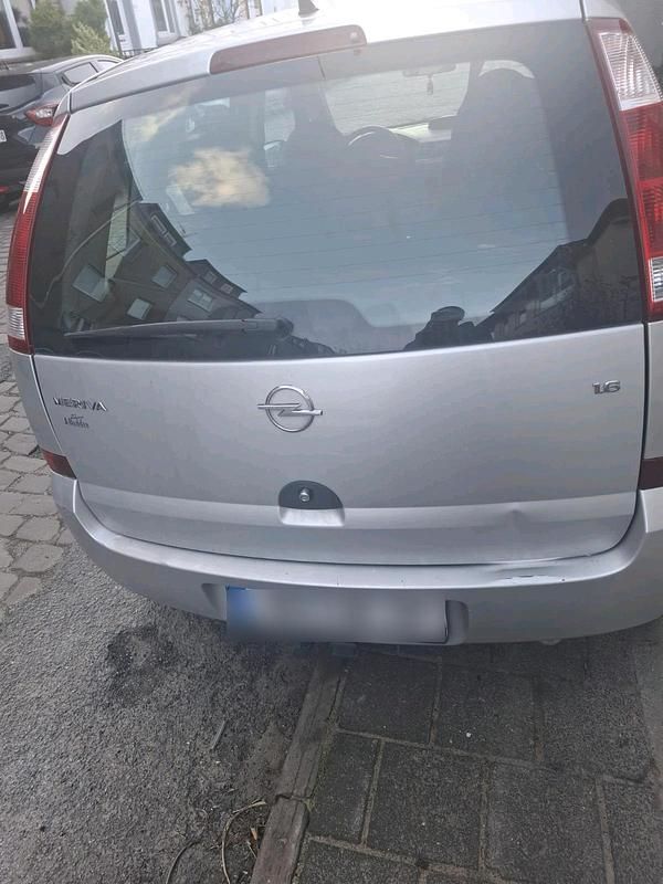 Gebraucht Opel Meriva 100 PS (73 kW) 2003 Silber Van / Kleinbus