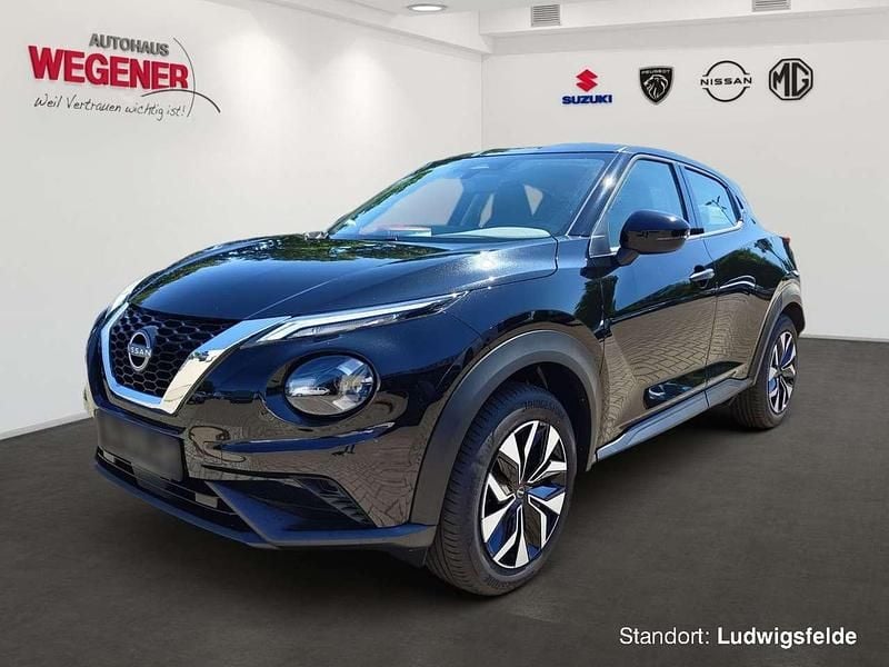 Pearl black Neu 2025 Nissan Juke Acenta SUV | 24.280 € (Fairer Preis) - Bild 1/4