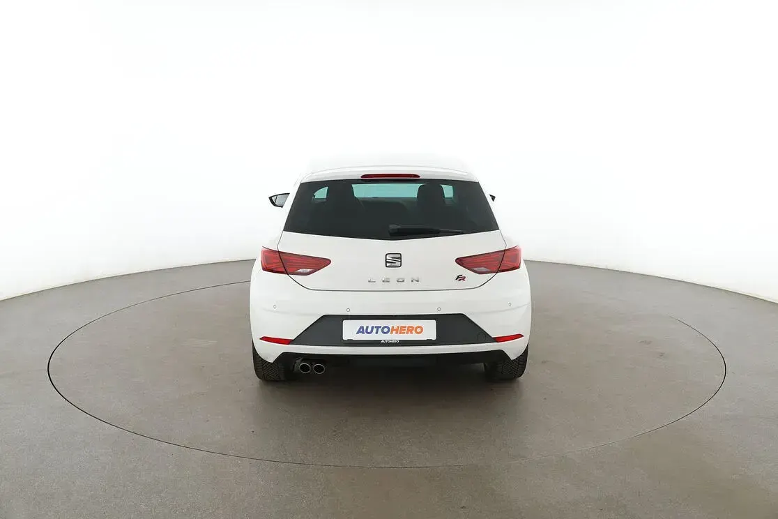 Gebraucht Seat Leon FR 150 PS (110 kW) 2019 Weiß Limousine
