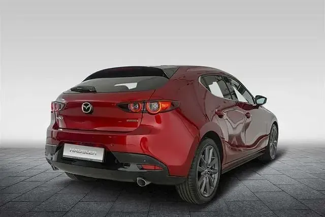 Nowe Mazda 3 Exclusive-Line 140 KM (102 kW) 2025 Czerwony Sedan/Limuzyna