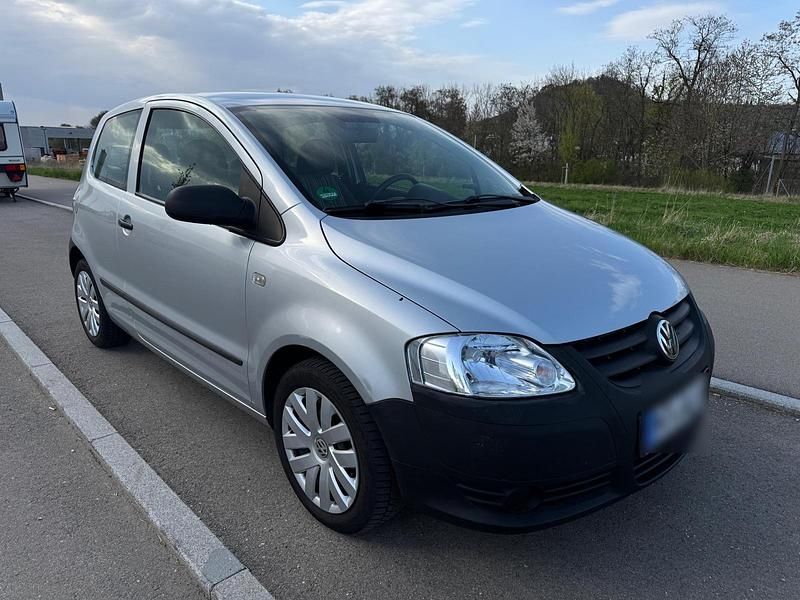 Gebraucht VW Fox 55 PS (40 kW) 2006 Silber Kleinwagen