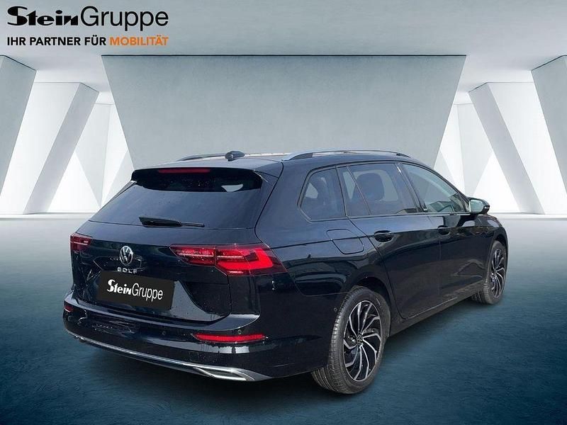 Gebraucht VW Golf VIII Move 150 PS (110 kW) 2024 Schwarz Kombi