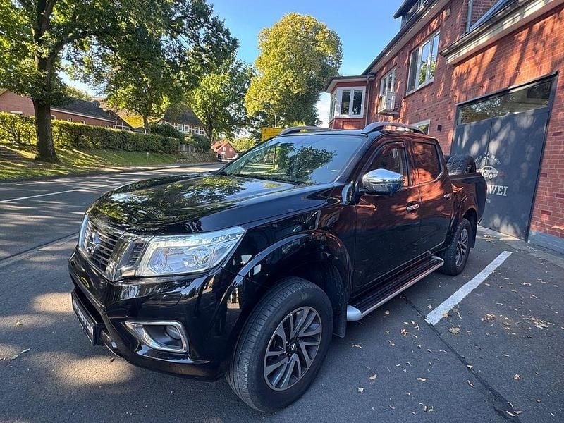 Schwarz Gebraucht 2018 Nissan Navara Tekna Abholung | 18.900 € (Guter Preis) - Bild 1/4