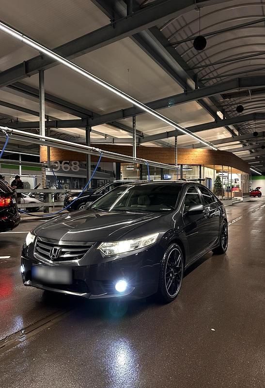Gebraucht Honda Accord 180 PS (132 kW) 2012 Schwarz Limousine