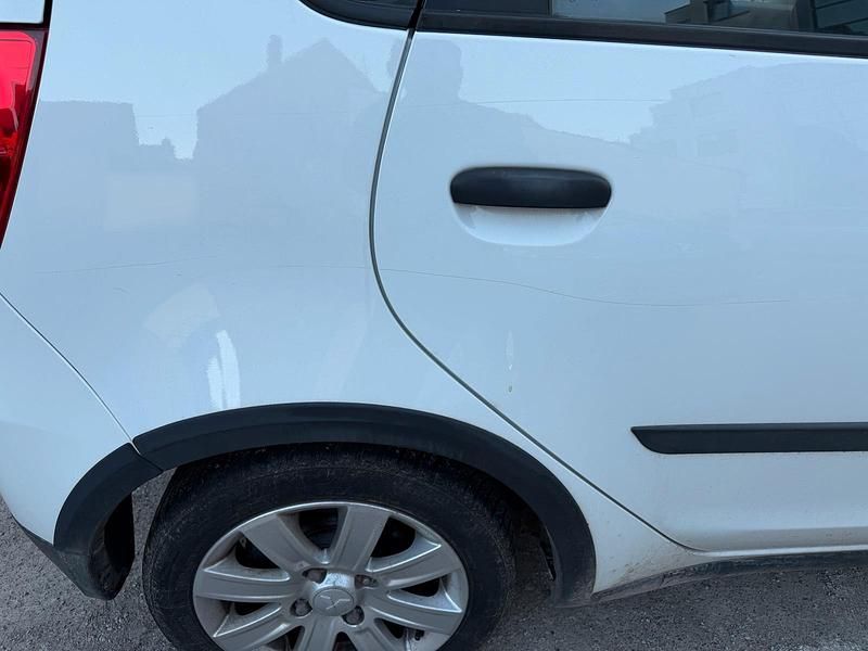 Gebraucht Mitsubishi Colt 2010 Weiß Kleinwagen