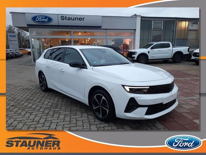 Lack weiss banquise/typ aussen Gebraucht 2024 Opel Astra Kombi | 19.480 € (Superpreis) - Bild 1/4