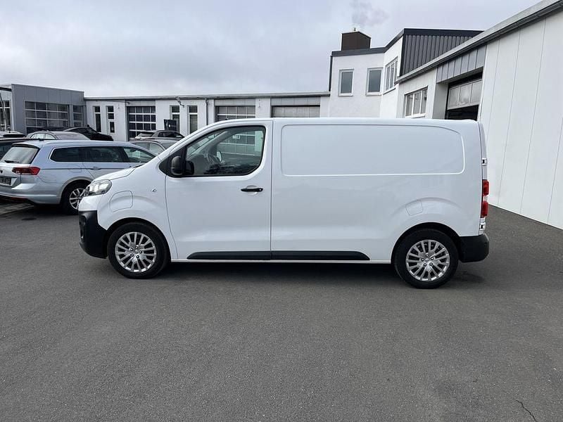 Occasion Opel Vivaro Edition 136 ch (100 kW) 2022 Blanc Monospace