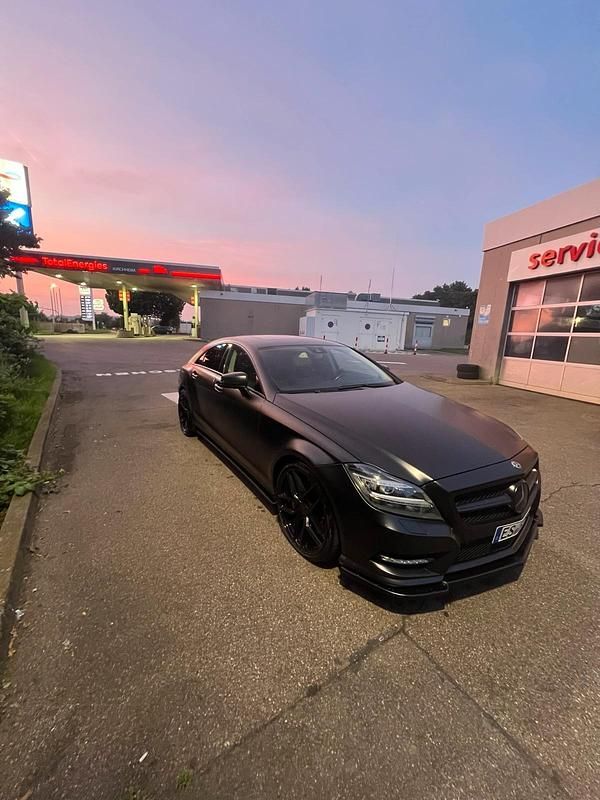 Gebraucht Mercedes CLS500 408 PS (300 kW) 2011 Limousine