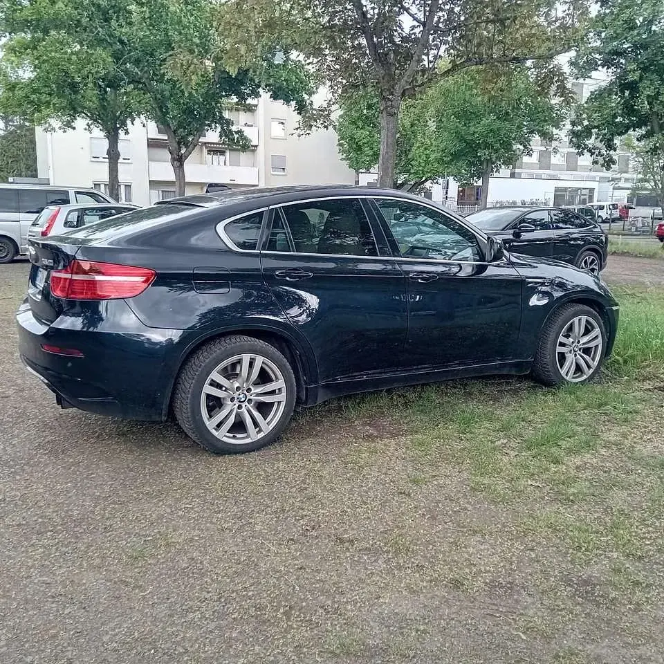 Używany BMW X6 M 555 KM (408 kW) 2012 Czarny SUV