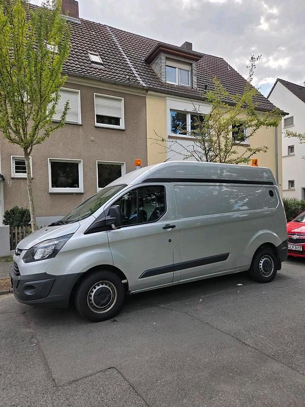 Grau Gebraucht 2014 Ford Transit Van / Kleinbus | 8.300 € (Guter Preis) - Bild 1/4