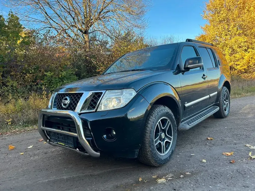Gebraucht Nissan Pathfinder 231 PS (169 kW) 2010 Schwarz SUV