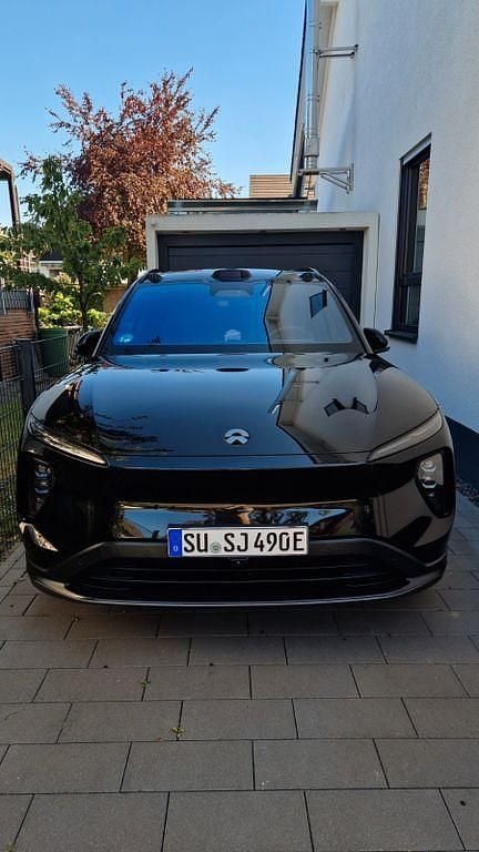 Schwarz Gebraucht 2024 Nio EL6 SUV | 39.999 € - Bild 1/4