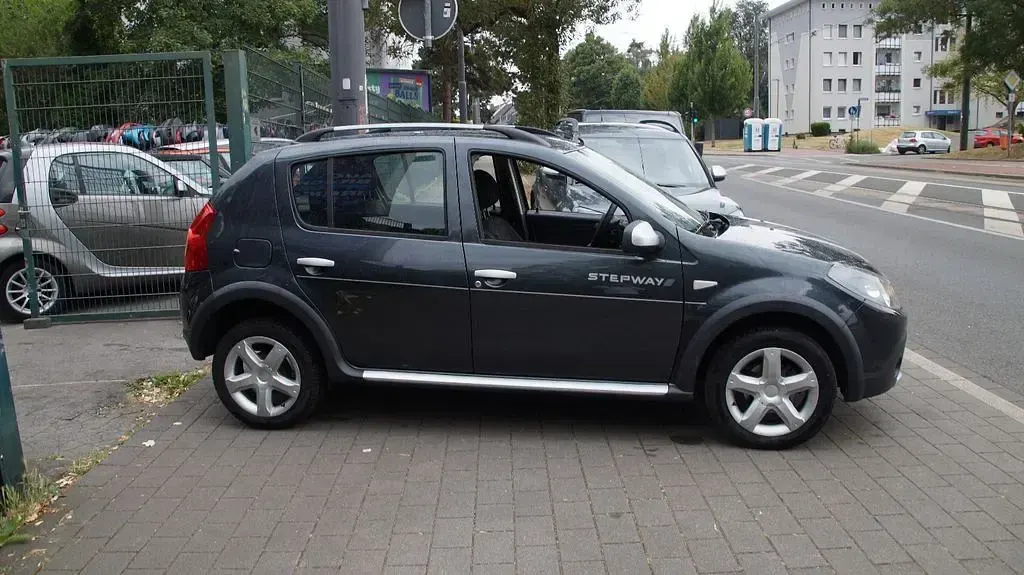 Gebraucht Dacia Sandero Stepway 88 PS (64 kW) 2012 Limousine