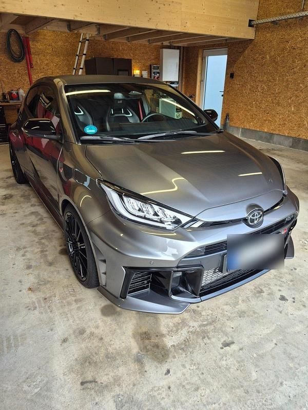 Gebraucht Toyota Yaris 280 PS (205 kW) 2024 Grau Kleinwagen